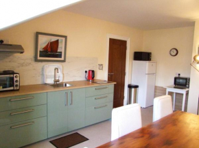 Glendalough Scenery Farmhouse